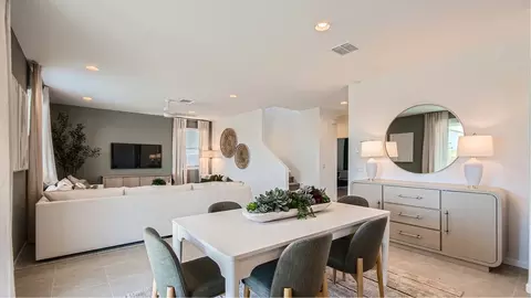 Dining - 9544 W Mitchell Dr, Phoenix, AZ 85037 photo 2 of 2