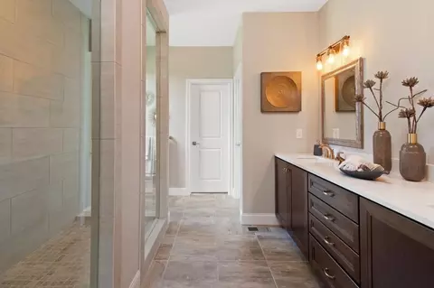 11216 Gideon Ln, Cincinnati, OH 45249