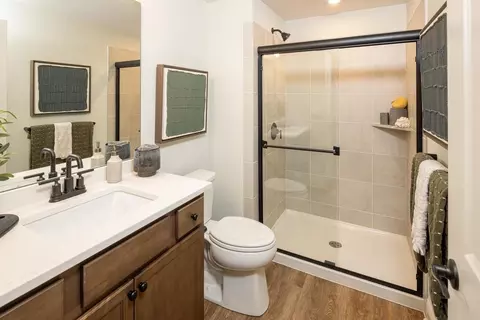 Bath - 11216 Gideon Ln, Cincinnati, OH 45249 photo 1 of 4