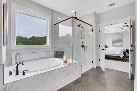 Bath - 450 Trillium Trl, Pendergrass, GA 30567 photo 7 of 8