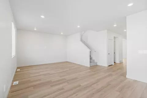 Living - 958 E Cody St, Eagle Mountain, UT 84005 photo 2 of 4