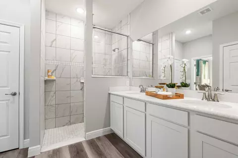 Bath - 312 Marion Oaks Ln, Ocala, FL 34473 photo 1 of 2