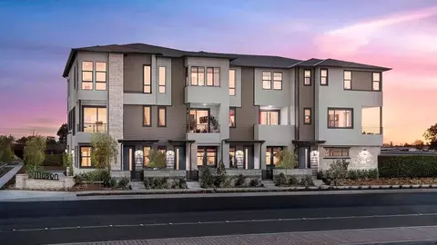 105 S Laxore St UNIT 502, Anaheim, CA 92804