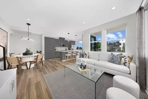 105 S Laxore St UNIT 502, Anaheim, CA 92804