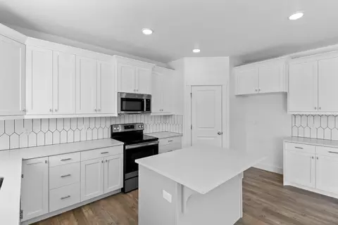 Kitchen - 591 N 550 W, Smithfield, UT 84335 photo 1 of 2