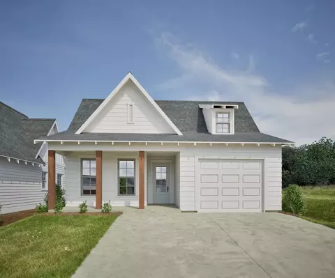 100 Firefly Ln, Opelika, AL