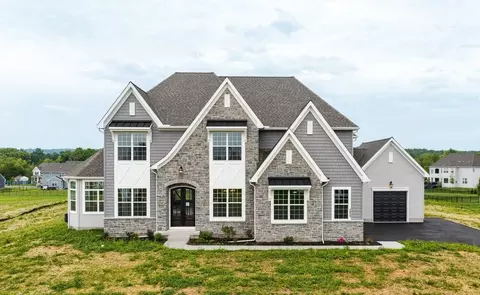 1023 Glasco Dr, Pennsburg, PA 18073