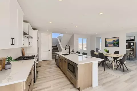 Kitchen - 11720 Verse Rd, Lone Tree, CO 80124 photo 2 of 4