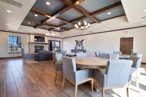 Dining - 3308 Mangrove Rd, Edmond, OK 73034 photo 2 of 3