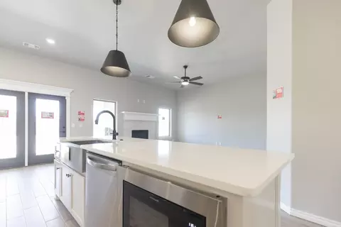 Kitchen - 3308 Mangrove Rd, Edmond, OK 73034 photo 18 of 29