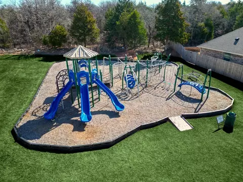 View/Area - 3308 Mangrove Rd, Edmond, OK 73034 photo 2 of 6