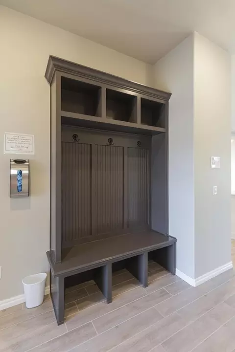 Entry Way - 3308 Mangrove Rd, Edmond, OK 73034 photo 10 of 15