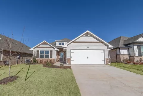 Exterior - 3308 Mangrove Rd, Edmond, OK 73034 photo 38 of 48