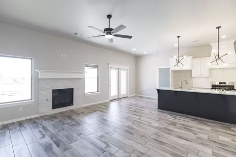 Living - 3308 Mangrove Rd, Edmond, OK 73034 photo 8 of 27