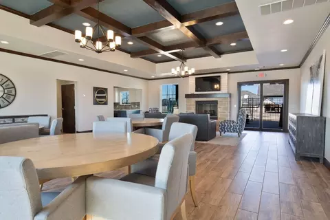 Dining - 3308 Mangrove Rd, Edmond, OK 73034 photo 1 of 3