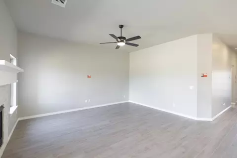 Living - 3308 Mangrove Rd, Edmond, OK 73034 photo 16 of 27