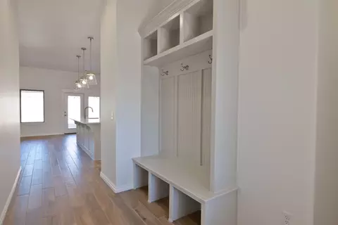 Entry Way - 3308 Mangrove Rd, Edmond, OK 73034 photo 11 of 15