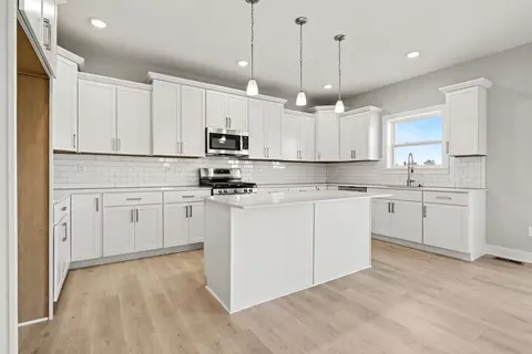 Kitchen - 6281 Comiskey Rd, Stevensville, MI 49127 photo 1 of 3
