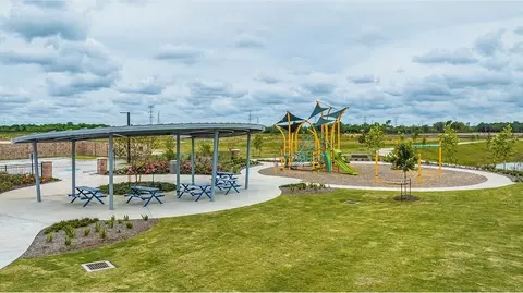 View/Area - 3622 Compass Pointe Ct, Angleton, TX 77515 photo 3 of 10