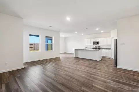 Living - 13112 Bending Creek Trl, Parrish, FL 34219 photo 2 of 2