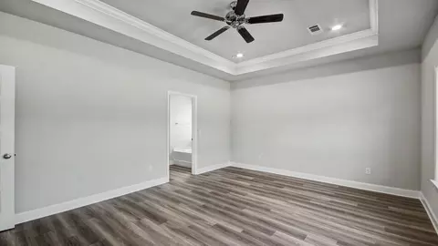 Bedroom - 550 Edenberg Bnd, Pearl, MS 39208 photo 1 of 12