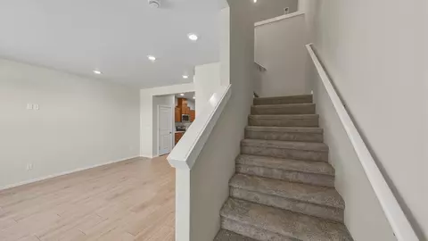 Entry Way - 3559 SW Hartley Ave, Gresham, OR 97080 photo 1 of 4
