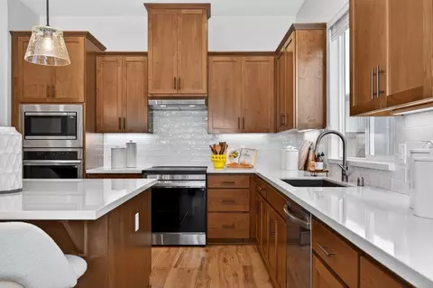 Kitchen - 3924 Currant St, Placer One, CA 95747 photo 7 of 23