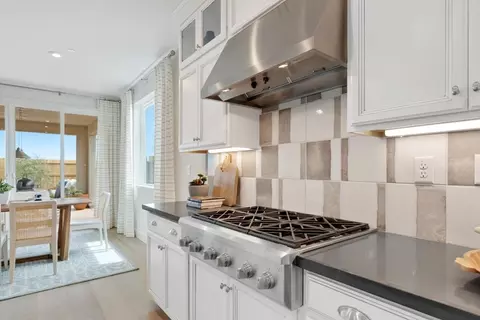 Kitchen - 1007 Lodge Way, Lincoln, CA 95648 photo 4 of 6