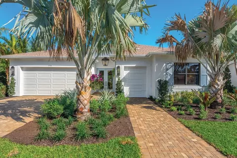 3534 Primrose Hill Way, Fort Myers, FL 33905