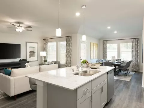 5124 Redbud Valley Dr, Pearland, TX 77584