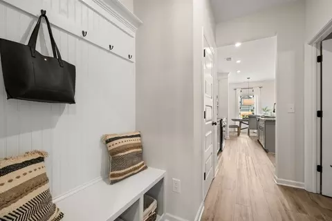 Entry Way - 809 Nova Trl, Riverdale, GA 30274 photo 11 of 14
