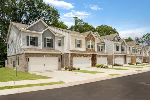 Exterior - 809 Nova Trl, Riverdale, GA 30274 photo 3 of 6