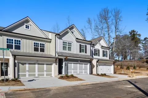 Exterior - 809 Nova Trl, Riverdale, GA 30274 photo 2 of 6