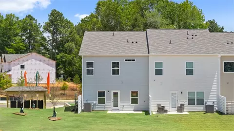 Exterior - 809 Nova Trl, Riverdale, GA 30274 photo 4 of 6