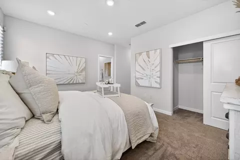 Bedroom - 2902 Meadow Sedge Ave, Placer One, CA 95747 photo 9 of 14
