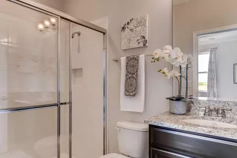Bath - 288 Conway Ave, Saint Cloud, FL 34771 photo 4 of 5
