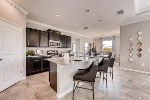 Kitchen - 288 Conway Ave, Saint Cloud, FL 34771 photo 2 of 7