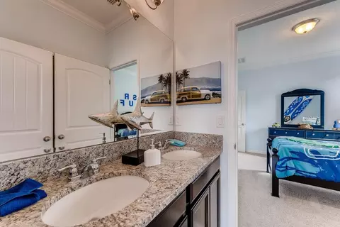 Bath - 288 Conway Ave, Saint Cloud, FL 34771 photo 2 of 5