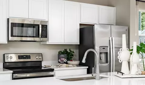 Kitchen - 3068 N Duquesne Way, Aurora, CO 80019 photo 2 of 3