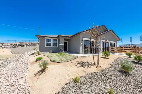 735 Sun Mesa Dr, Sun Valley, NV 89433