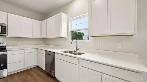 Kitchen - 8740 Basil Rd NW, Baltimore, OH 43105 photo 2 of 5