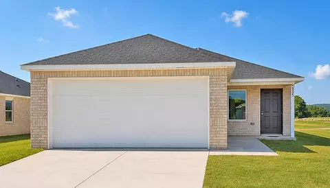 535 E Boston St, Prairie Grove, AR 72753