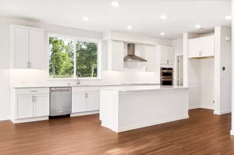 Kitchen - 44807 244th Ave SE, Enumclaw, WA 98022 photo 1 of 7