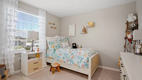 Bedroom - 14055 Spring Hill Dr, Spring Hill, FL 34609 photo 1 of 10