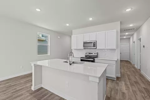 Kitchen - 5503 Franklin Hls, Von Ormy, TX 78073 photo 1 of 8
