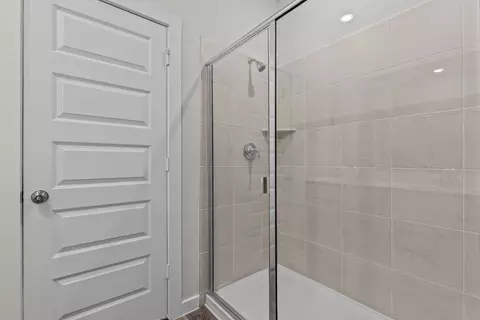 Bath - 5503 Franklin Hls, Von Ormy, TX 78073 photo 1 of 4