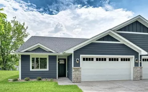 234 S Chestnut St, Ellsworth, WI 54011