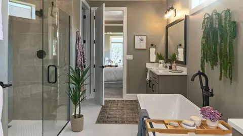 Bath - 4424 Franklin Rd, Murfreesboro, TN 37128 photo 1 of 1