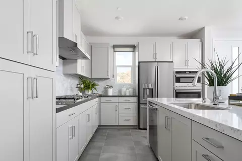 Kitchen - 26985 Echo Mountain Way, Valencia, CA 91355 photo 5 of 8