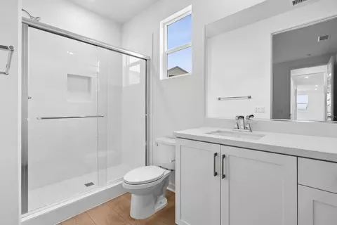 Bath - 26985 Echo Mountain Way, Valencia, CA 91355 photo 1 of 5